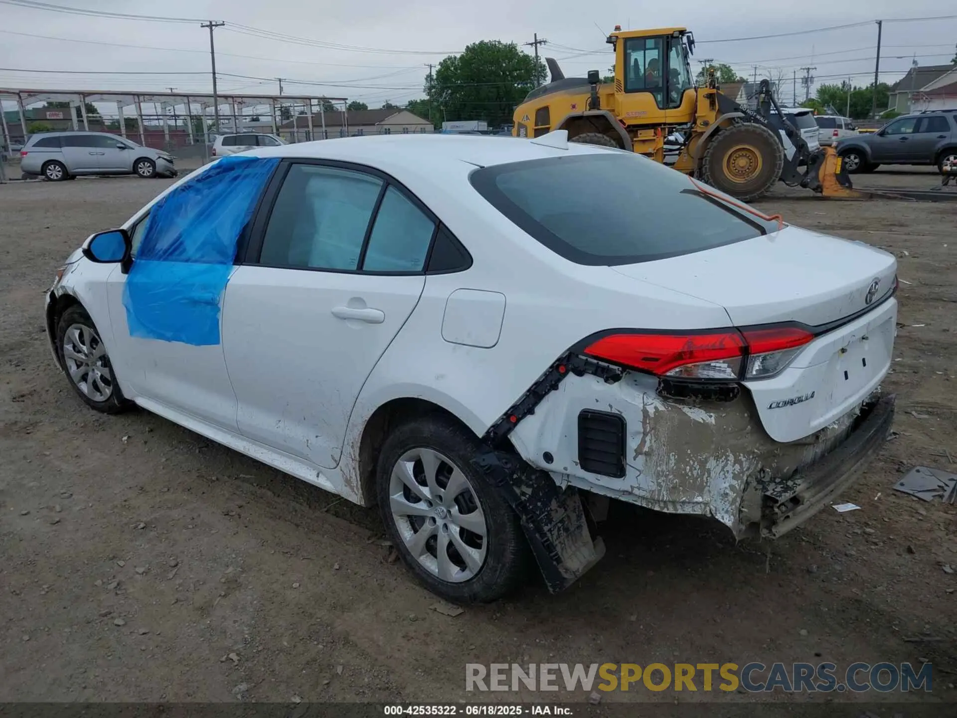 3 Photograph of a damaged car 5YFB4MDE2RP111372 TOYOTA COROLLA 2024