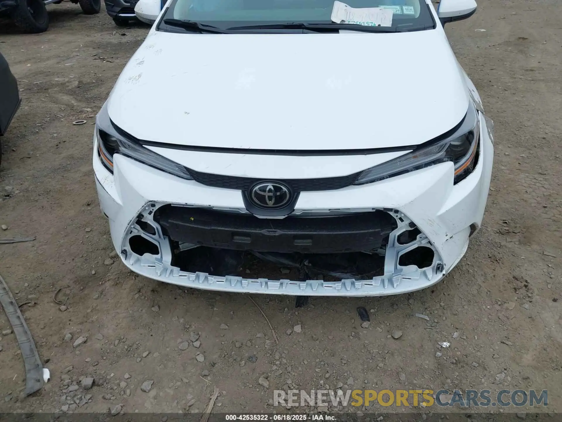 6 Photograph of a damaged car 5YFB4MDE2RP111372 TOYOTA COROLLA 2024
