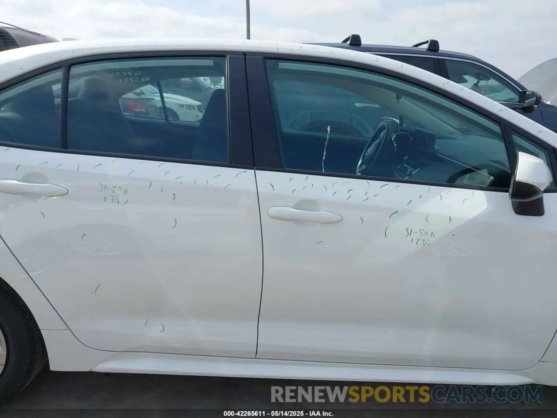 13 Photograph of a damaged car 5YFB4MDE2RP132125 TOYOTA COROLLA 2024