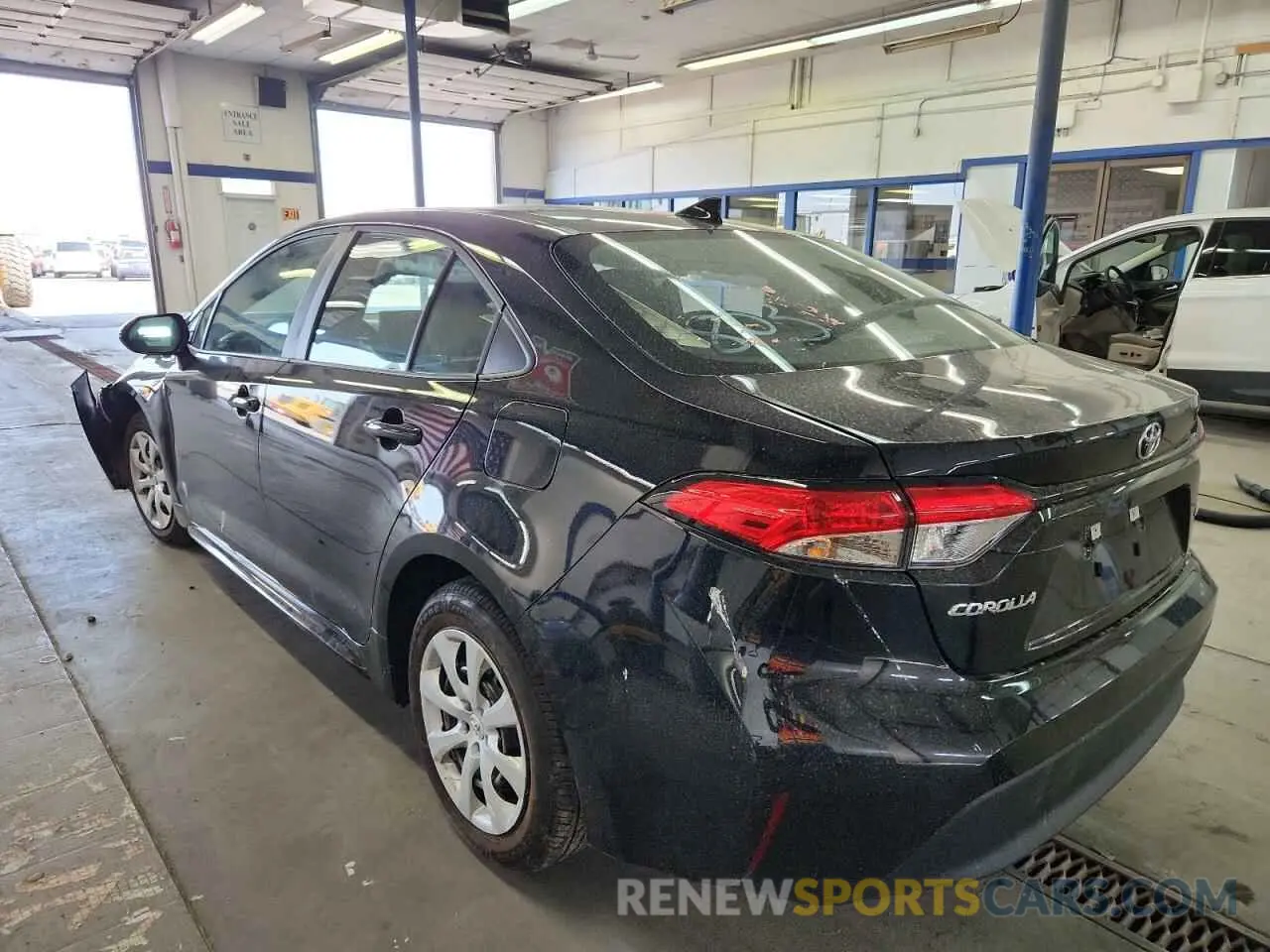 2 Фотография поврежденного автомобиля 5YFB4MDE2RP150429 TOYOTA COROLLA 2024