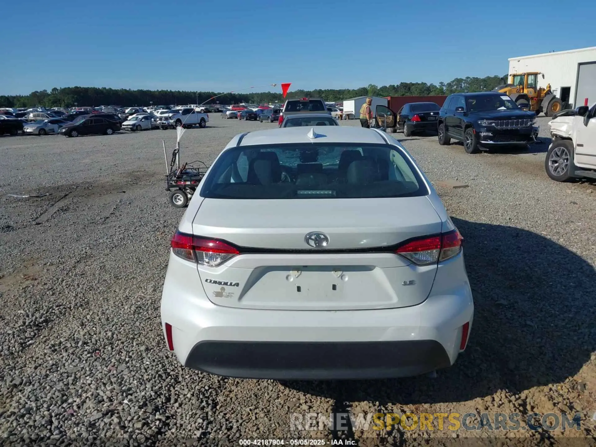17 Фотография поврежденного автомобиля 5YFB4MDE2RP152441 TOYOTA COROLLA 2024
