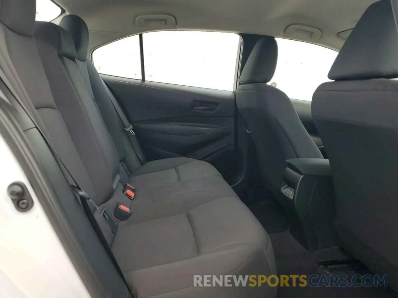 10 Фотография поврежденного автомобиля 5YFB4MDE2RP175427 TOYOTA COROLLA 2024