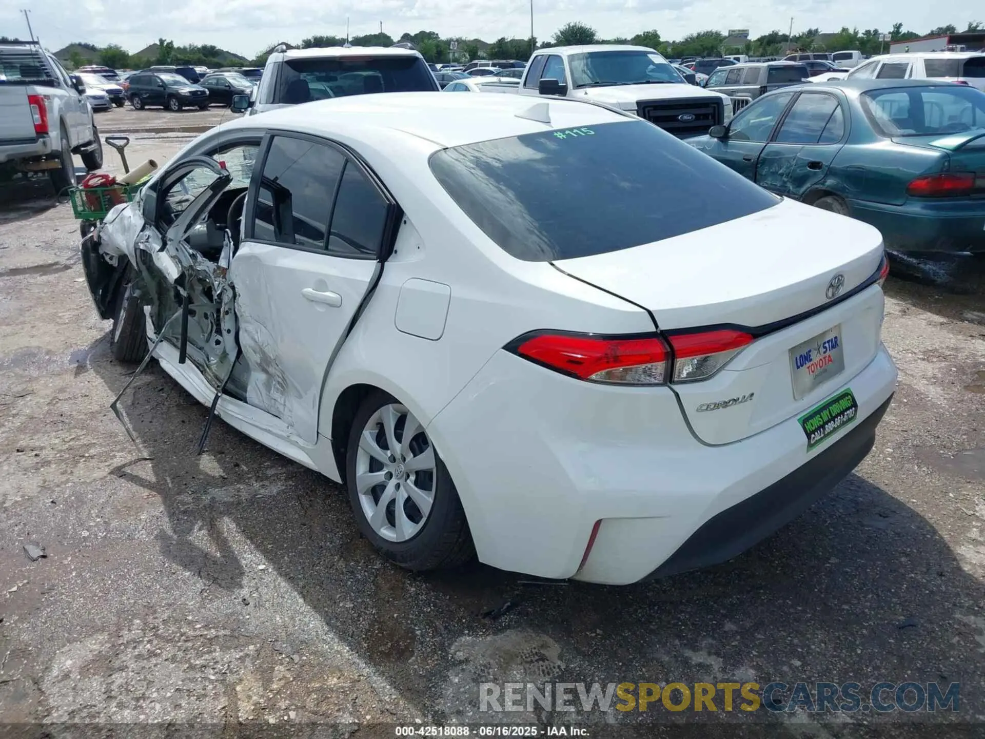 3 Фотография поврежденного автомобиля 5YFB4MDE3RP088832 TOYOTA COROLLA 2024