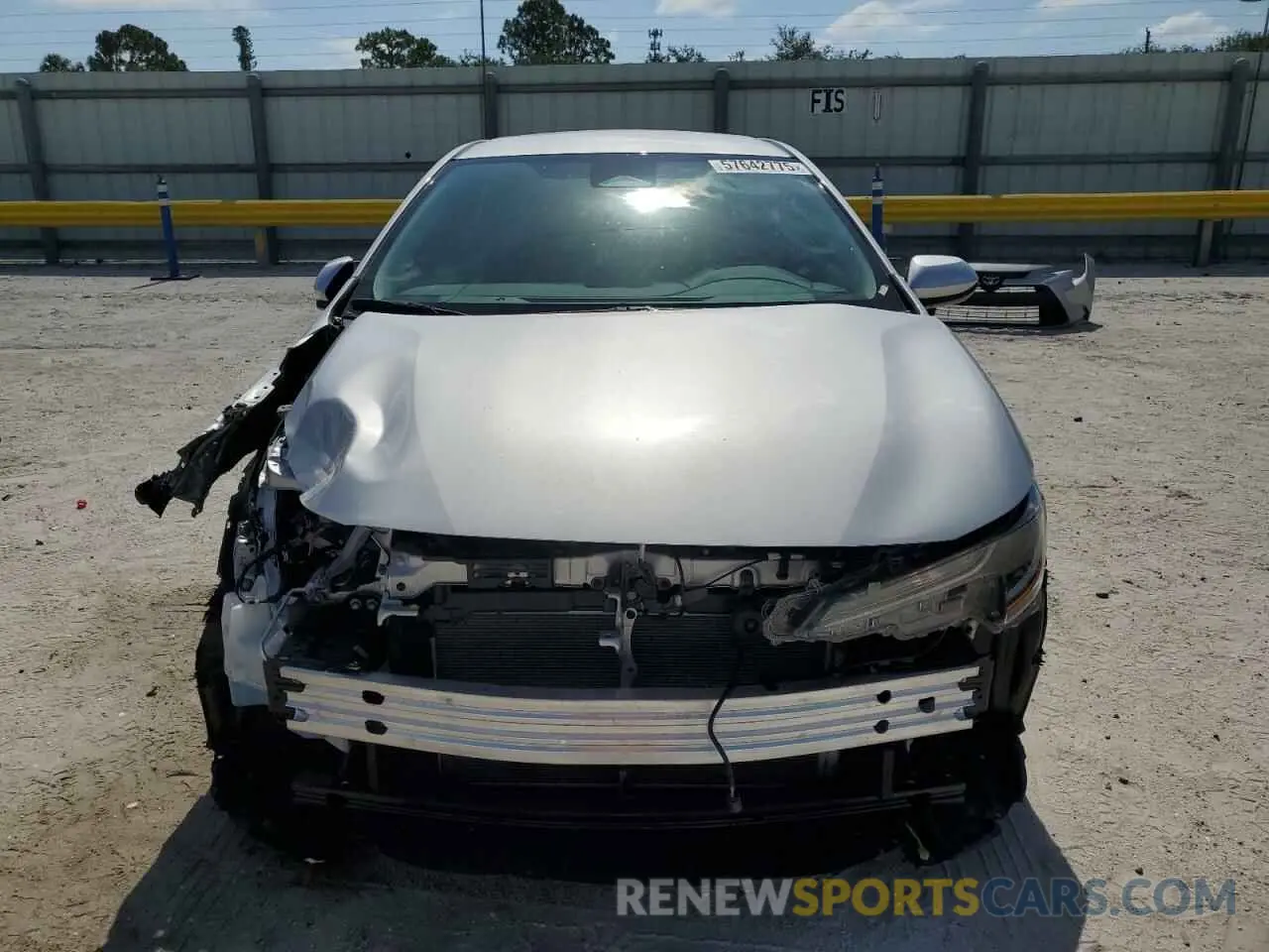 5 Photograph of a damaged car 5YFB4MDE3RP198876 TOYOTA COROLLA 2024