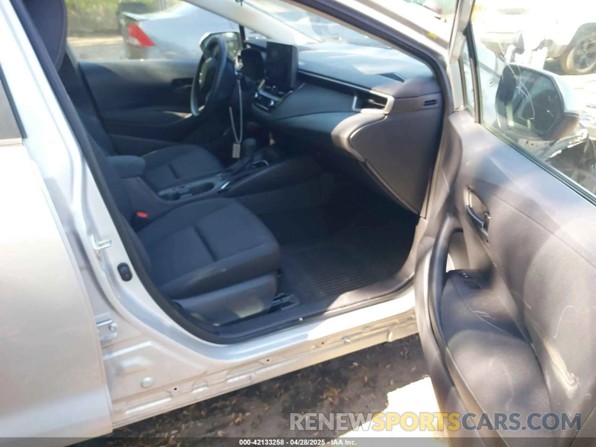5 Photograph of a damaged car 5YFB4MDE3RP202148 TOYOTA COROLLA 2024