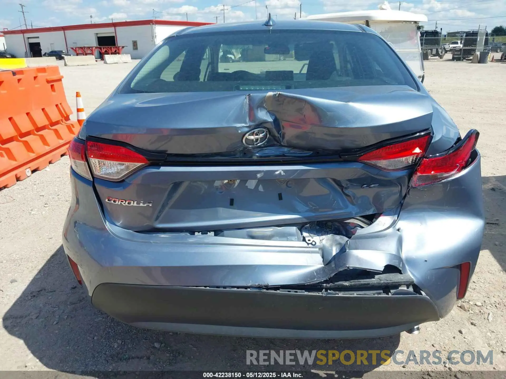 16 Photograph of a damaged car 5YFB4MDE4RP089021 TOYOTA COROLLA 2024