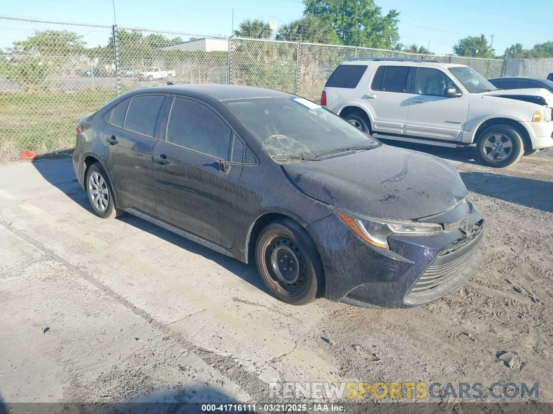 1 Photograph of a damaged car 5YFB4MDE4RP102687 TOYOTA COROLLA 2024