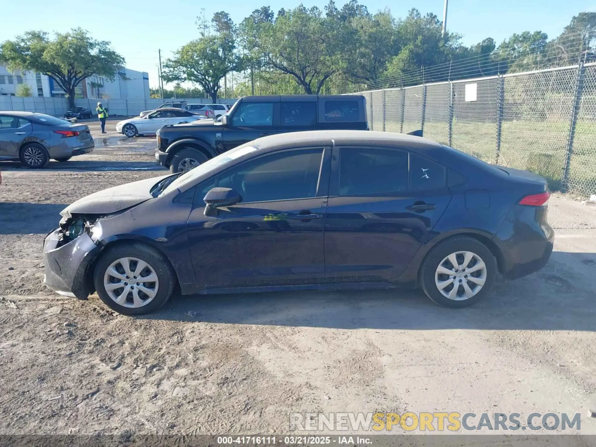 14 Photograph of a damaged car 5YFB4MDE4RP102687 TOYOTA COROLLA 2024
