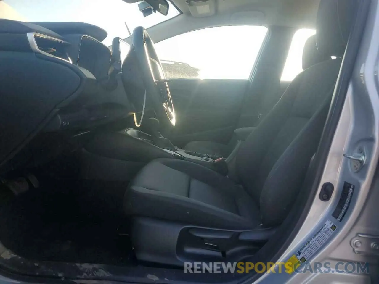 7 Photograph of a damaged car 5YFB4MDE4RP106318 TOYOTA COROLLA 2024