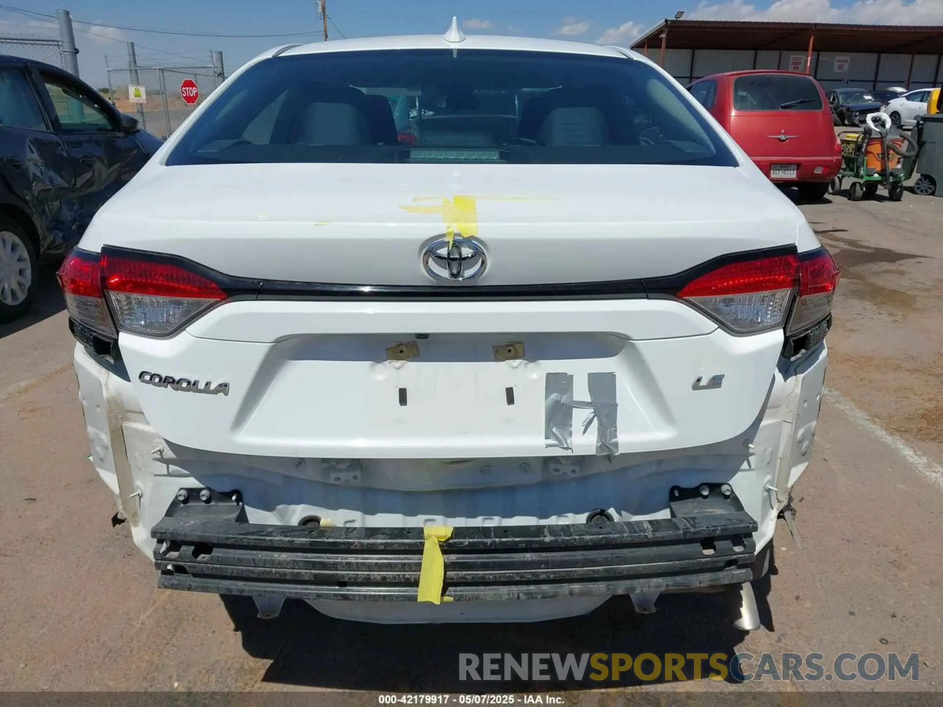 17 Photograph of a damaged car 5YFB4MDE4RP108747 TOYOTA COROLLA 2024