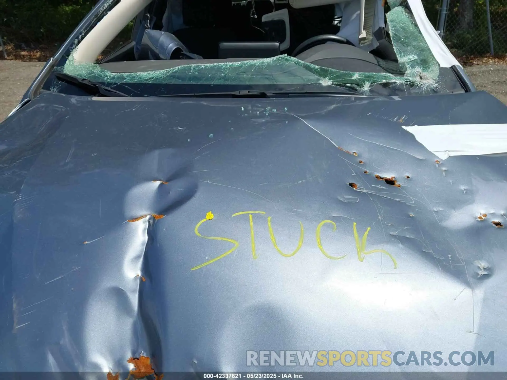 10 Photograph of a damaged car 5YFB4MDE4RP109137 TOYOTA COROLLA 2024