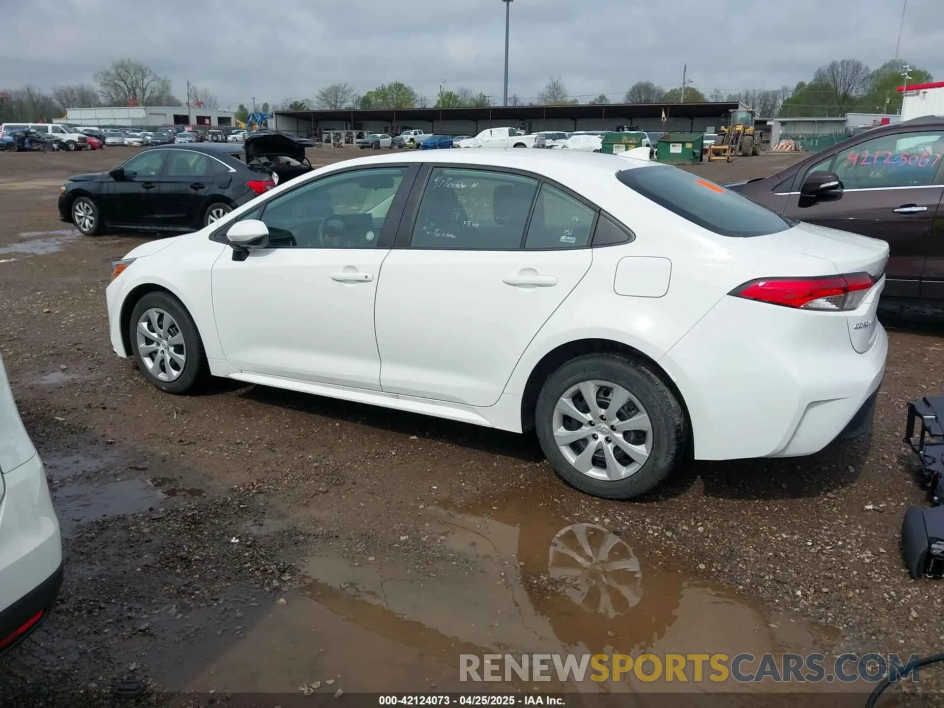 3 Photograph of a damaged car 5YFB4MDE4RP128125 TOYOTA COROLLA 2024