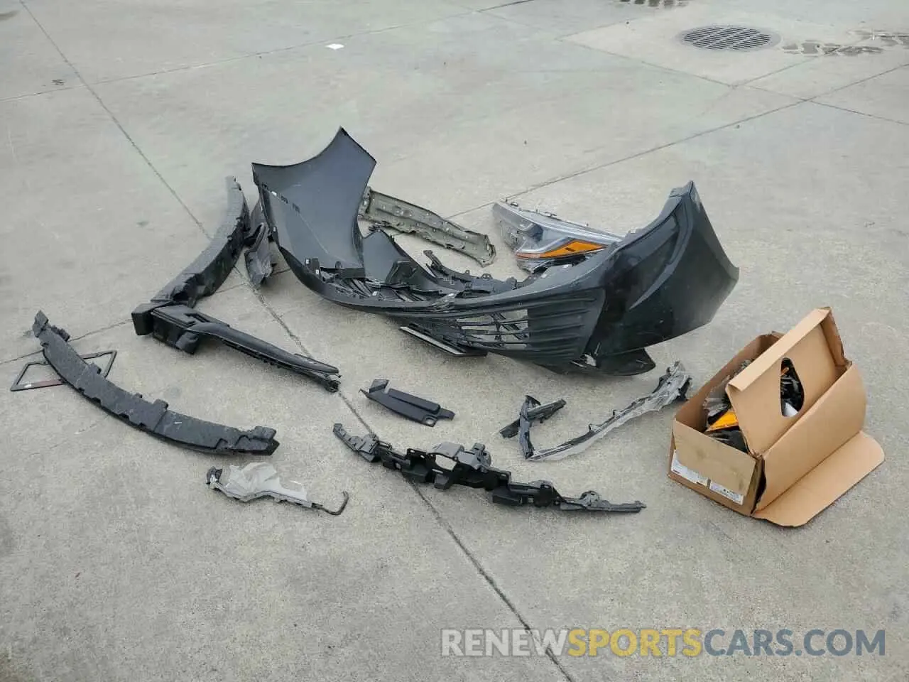 12 Фотография поврежденного автомобиля 5YFB4MDE4RP130022 TOYOTA COROLLA 2024