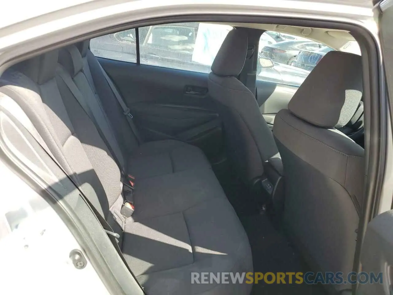 10 Photograph of a damaged car 5YFB4MDE4RP143661 TOYOTA COROLLA 2024