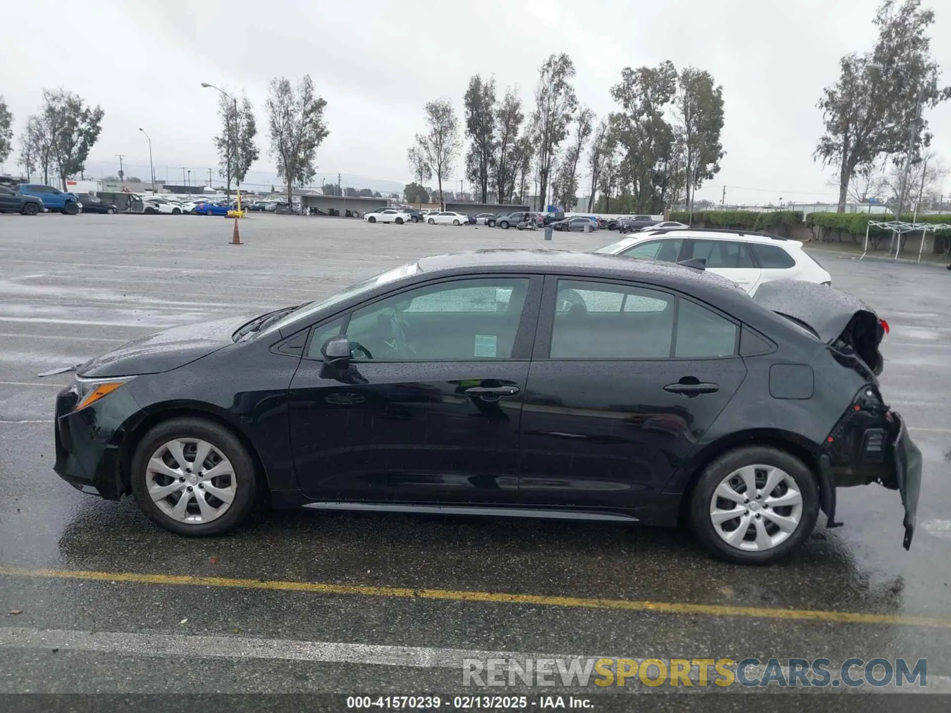 14 Photograph of a damaged car 5YFB4MDE4RP164865 TOYOTA COROLLA 2024
