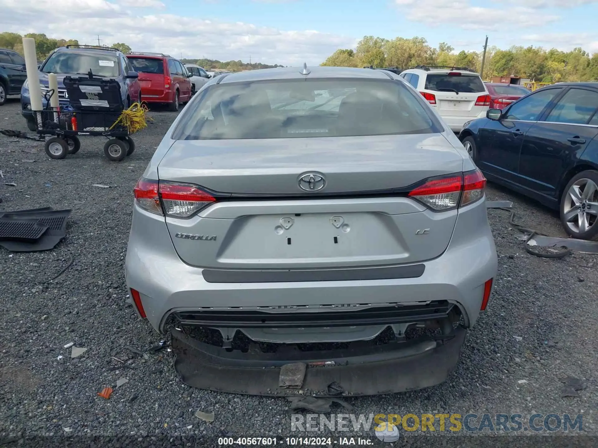 17 Photograph of a damaged car 5YFB4MDE4RP180578 TOYOTA COROLLA 2024