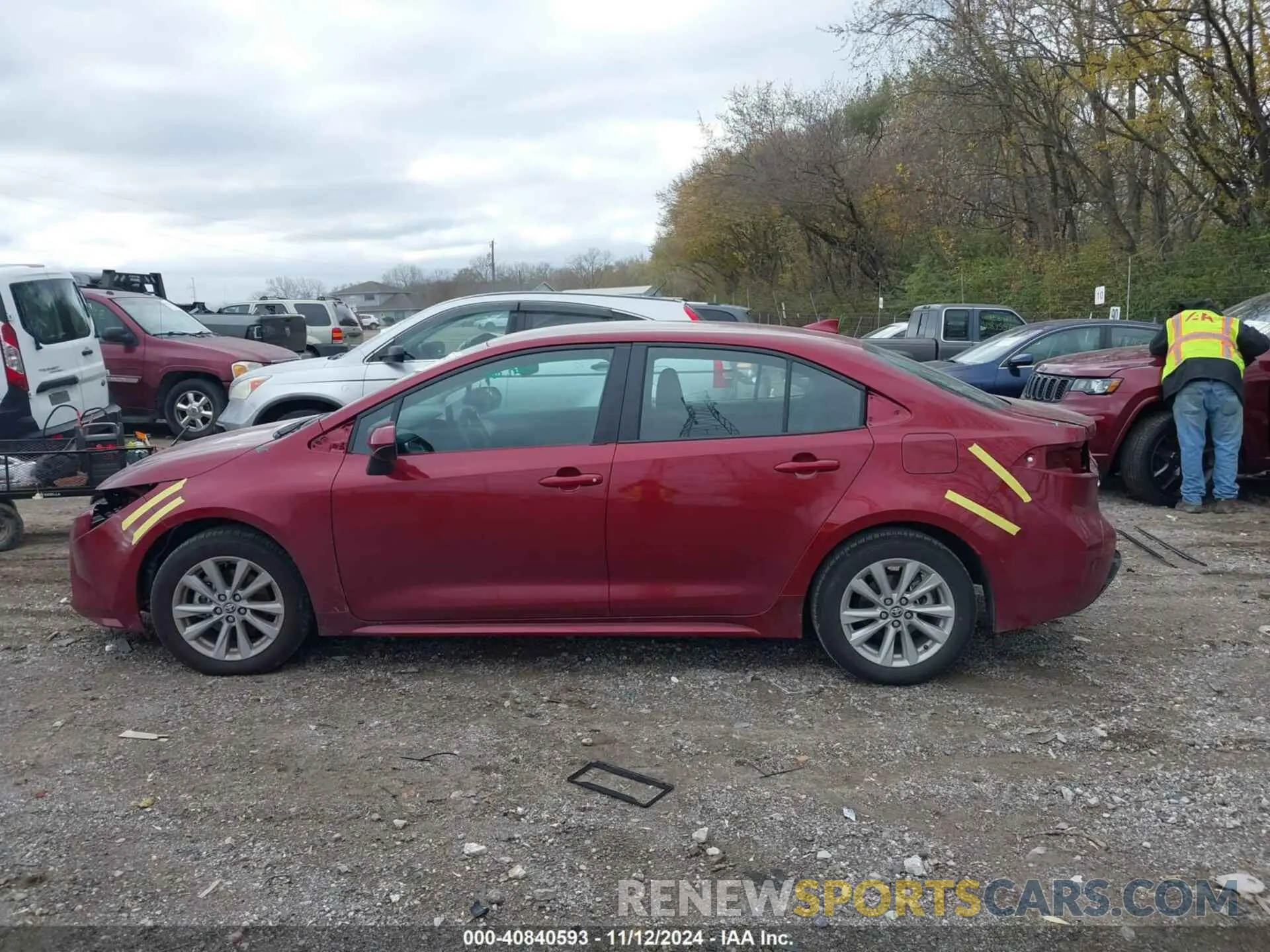 15 Photograph of a damaged car 5YFB4MDE4RP204250 TOYOTA COROLLA 2024