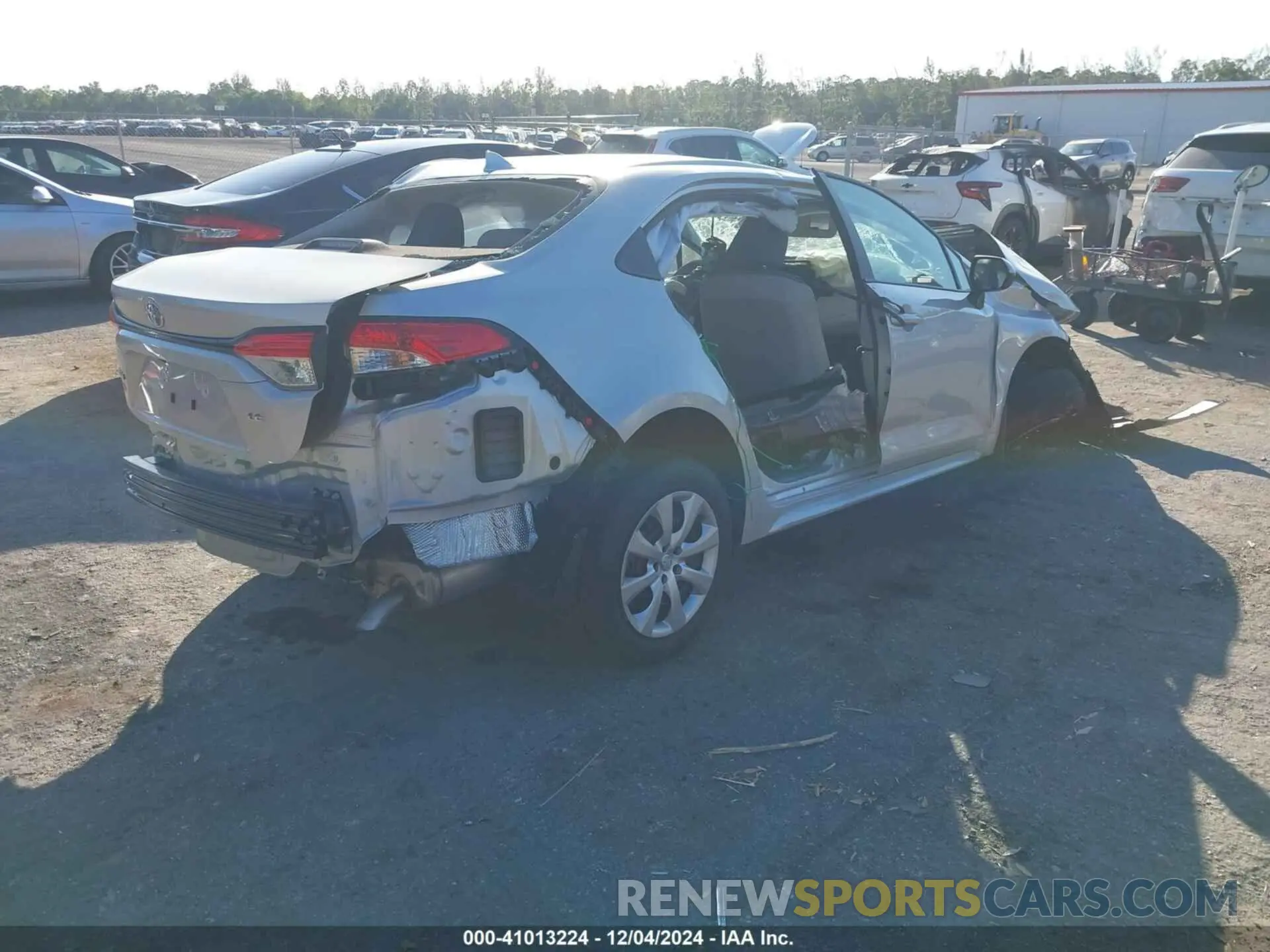 4 Фотография поврежденного автомобиля 5YFB4MDE4RP223994 TOYOTA COROLLA 2024