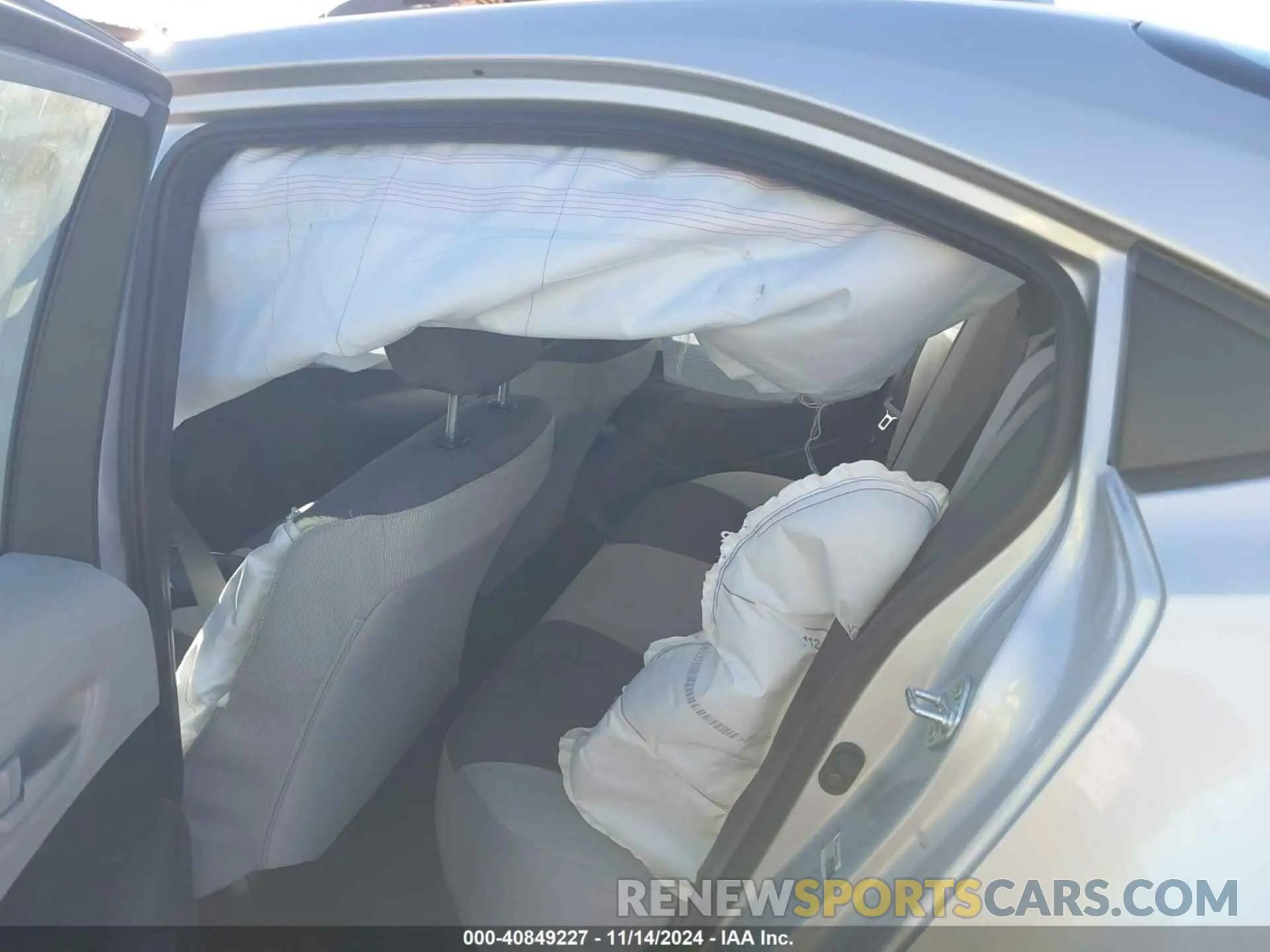 19 Photograph of a damaged car 5YFB4MDE4RP227351 TOYOTA COROLLA 2024