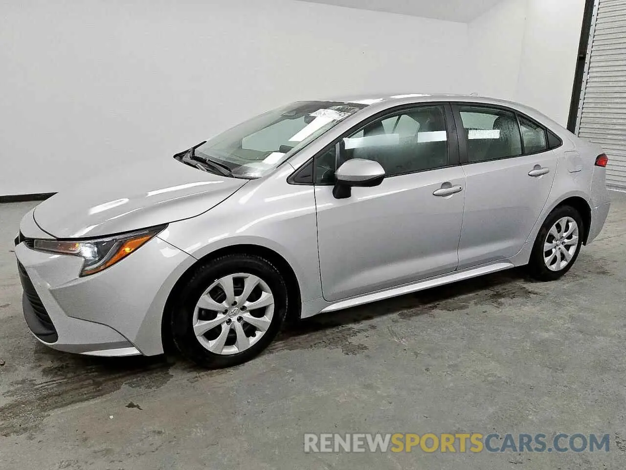 1 Фотография поврежденного автомобиля 5YFB4MDE5RP080652 TOYOTA COROLLA 2024