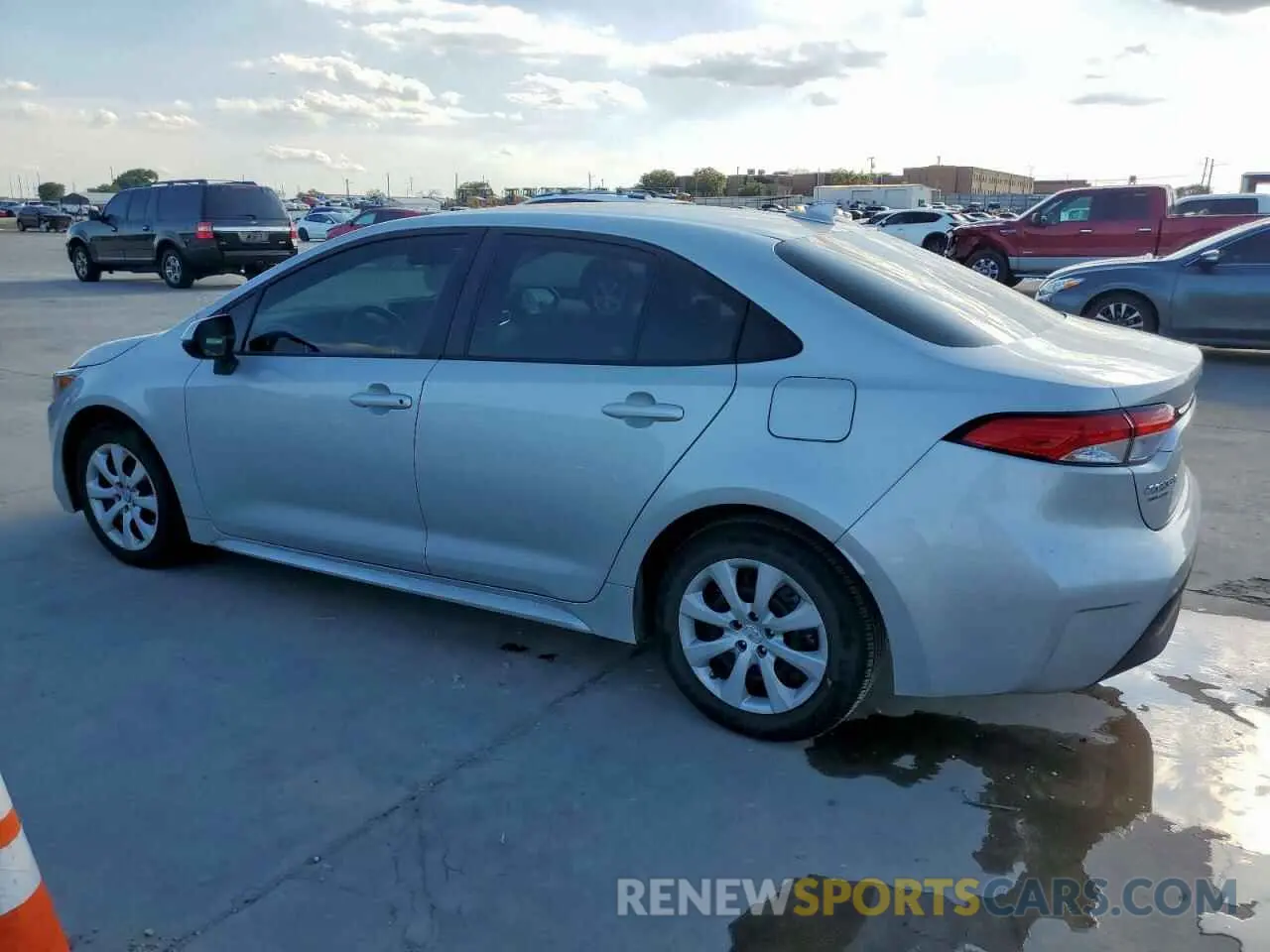 2 Photograph of a damaged car 5YFB4MDE5RP080909 TOYOTA COROLLA 2024