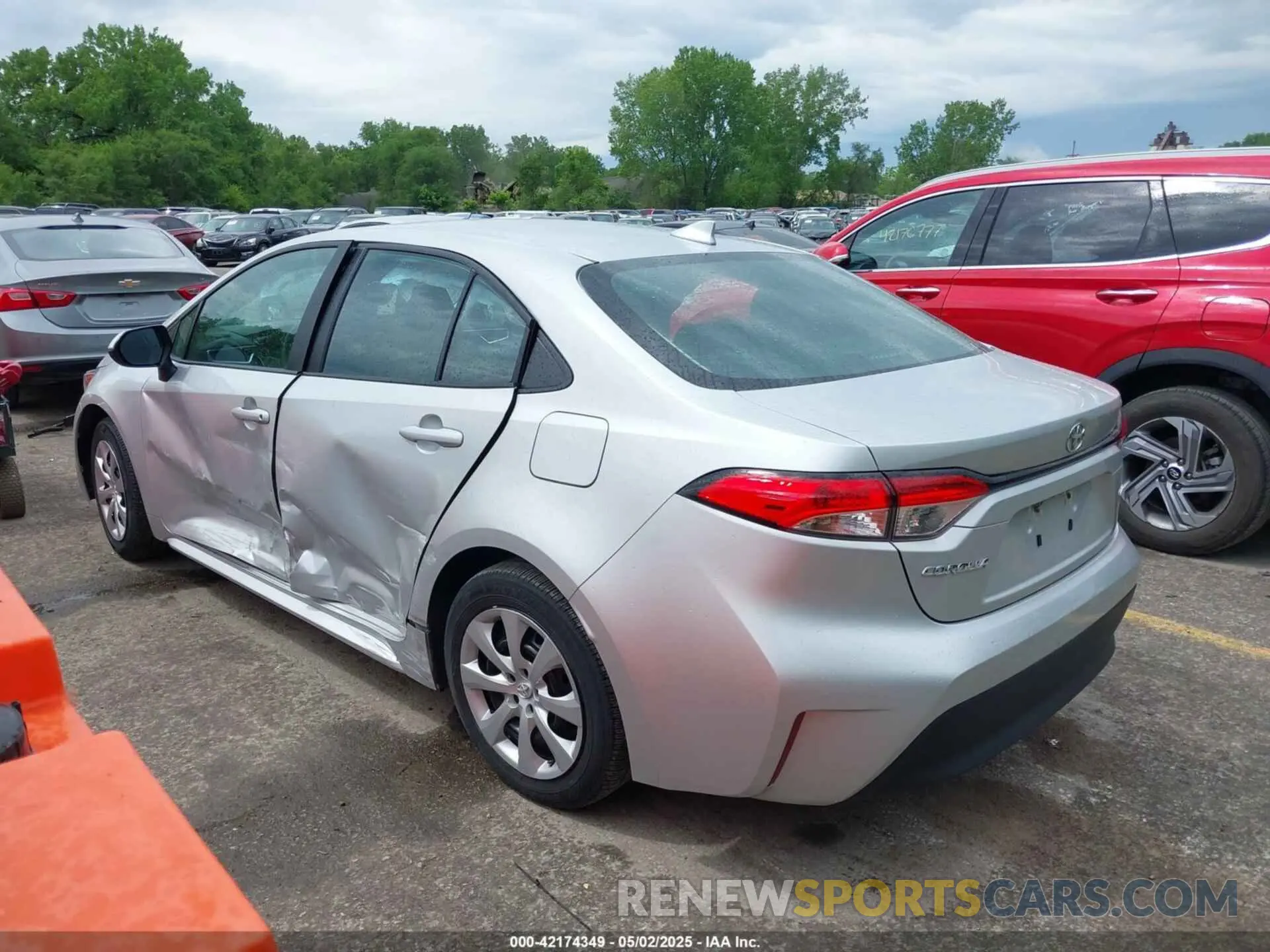 3 Photograph of a damaged car 5YFB4MDE5RP110281 TOYOTA COROLLA 2024