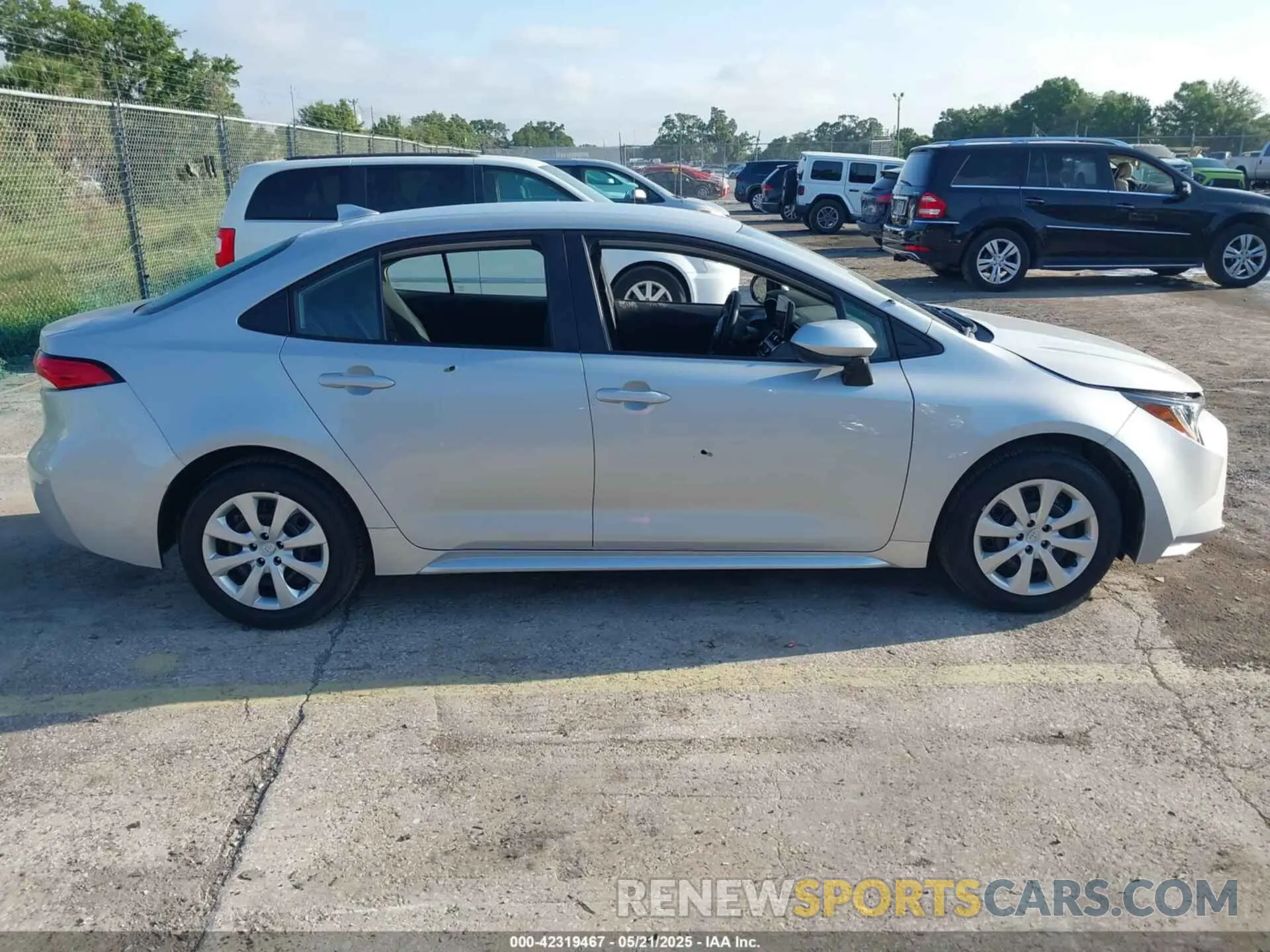 13 Photograph of a damaged car 5YFB4MDE5RP122429 TOYOTA COROLLA 2024