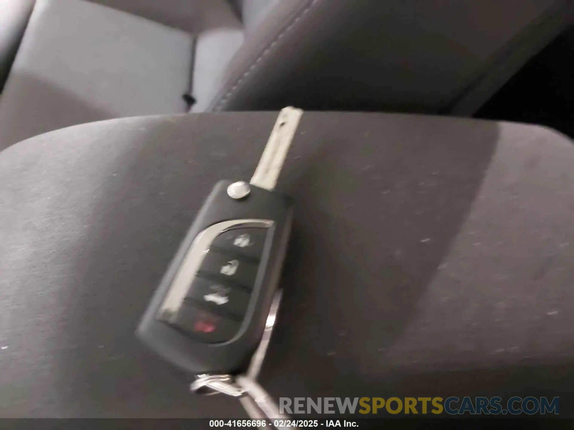 11 Фотография поврежденного автомобиля 5YFB4MDE5RP140509 TOYOTA COROLLA 2024
