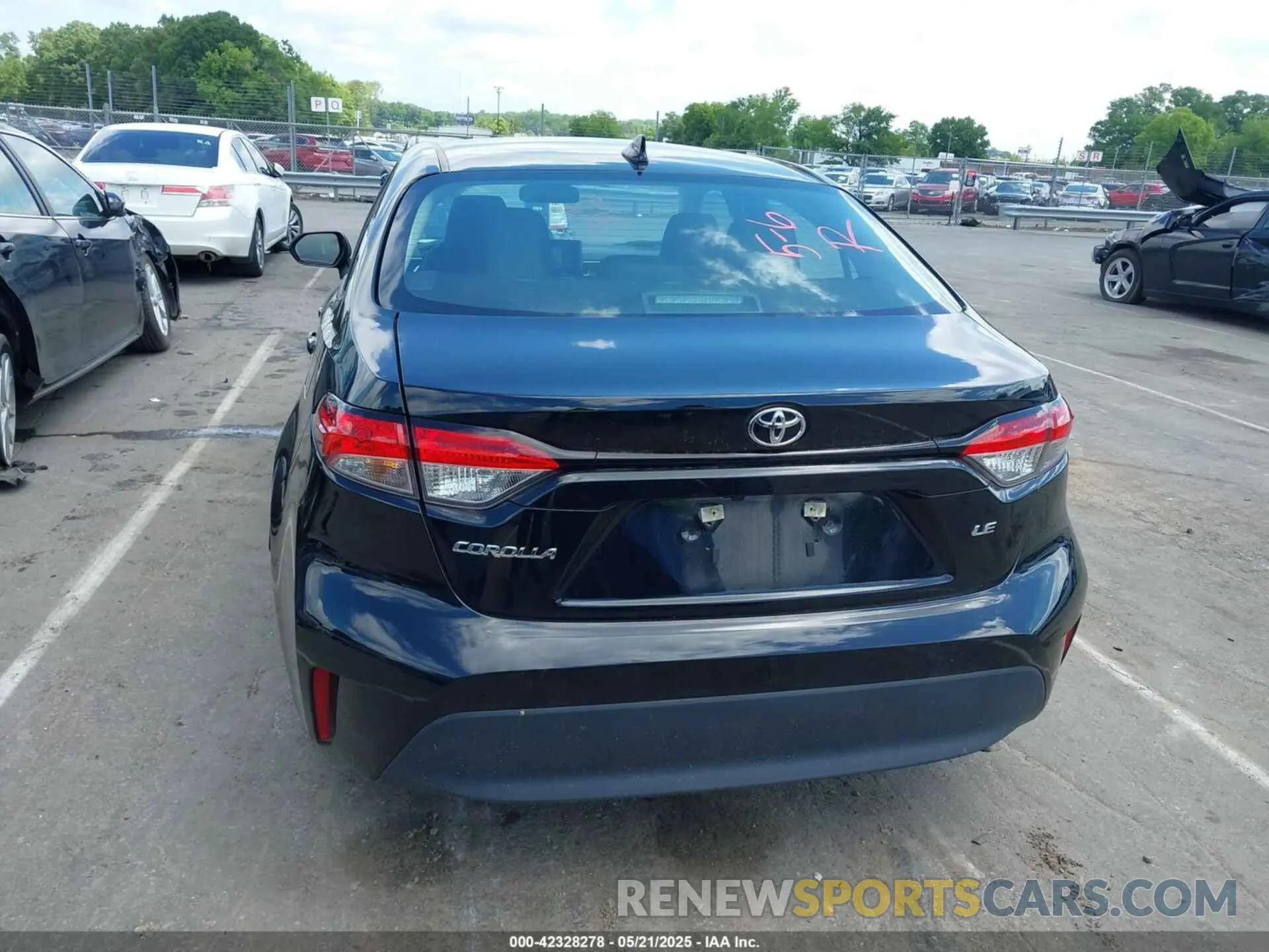 16 Photograph of a damaged car 5YFB4MDE5RP164034 TOYOTA COROLLA 2024
