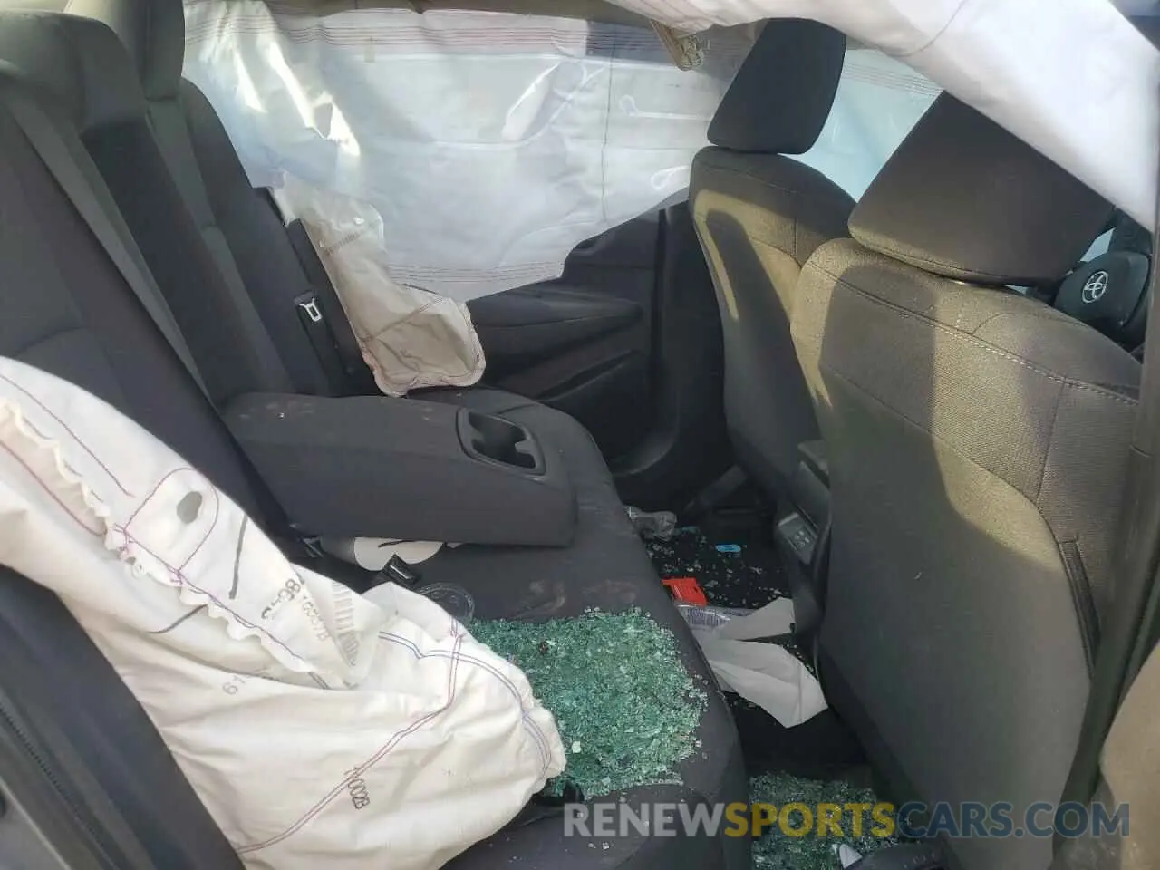 11 Photograph of a damaged car 5YFB4MDE5RP178581 TOYOTA COROLLA 2024