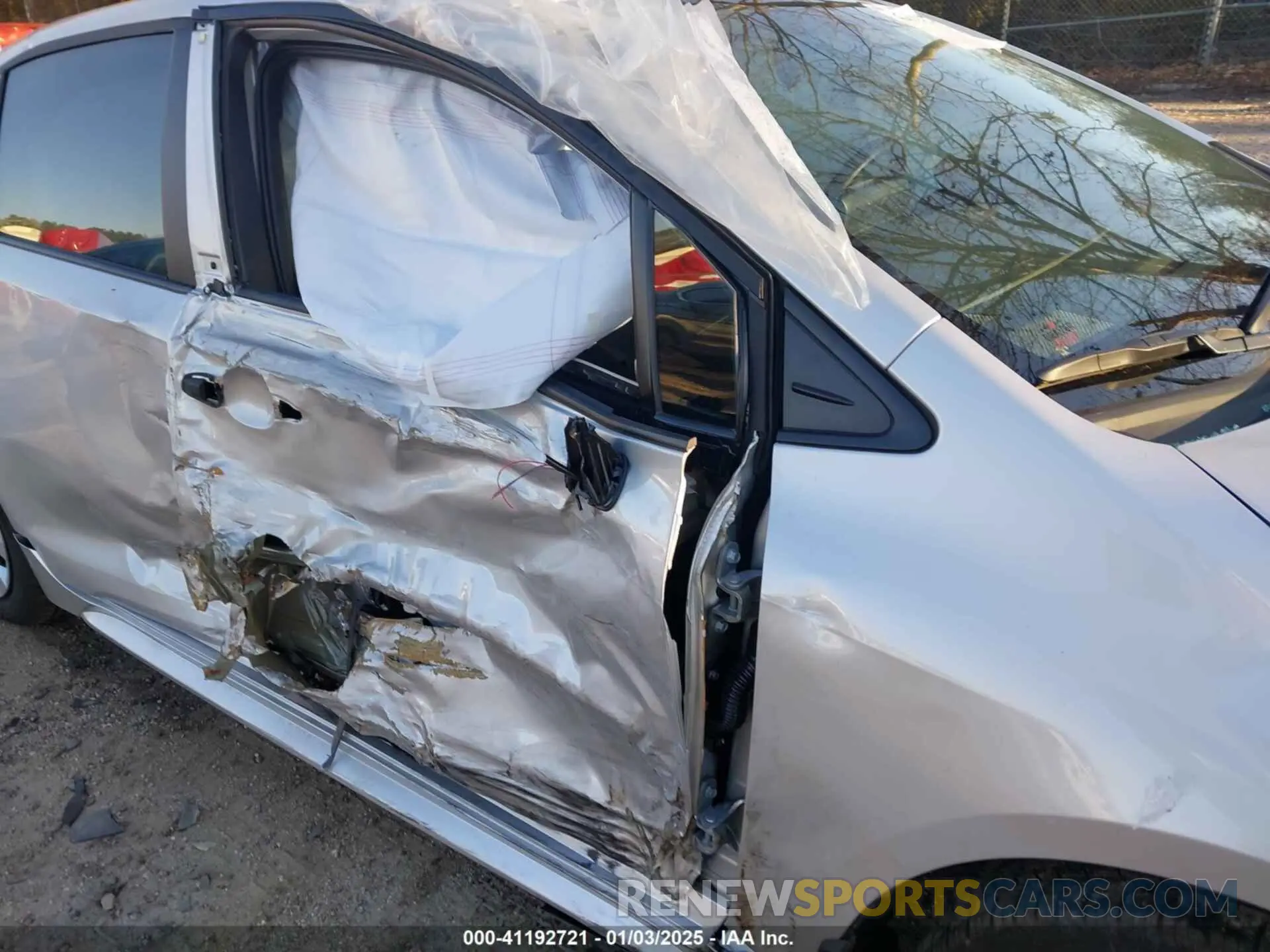 6 Photograph of a damaged car 5YFB4MDE5RP216827 TOYOTA COROLLA 2024