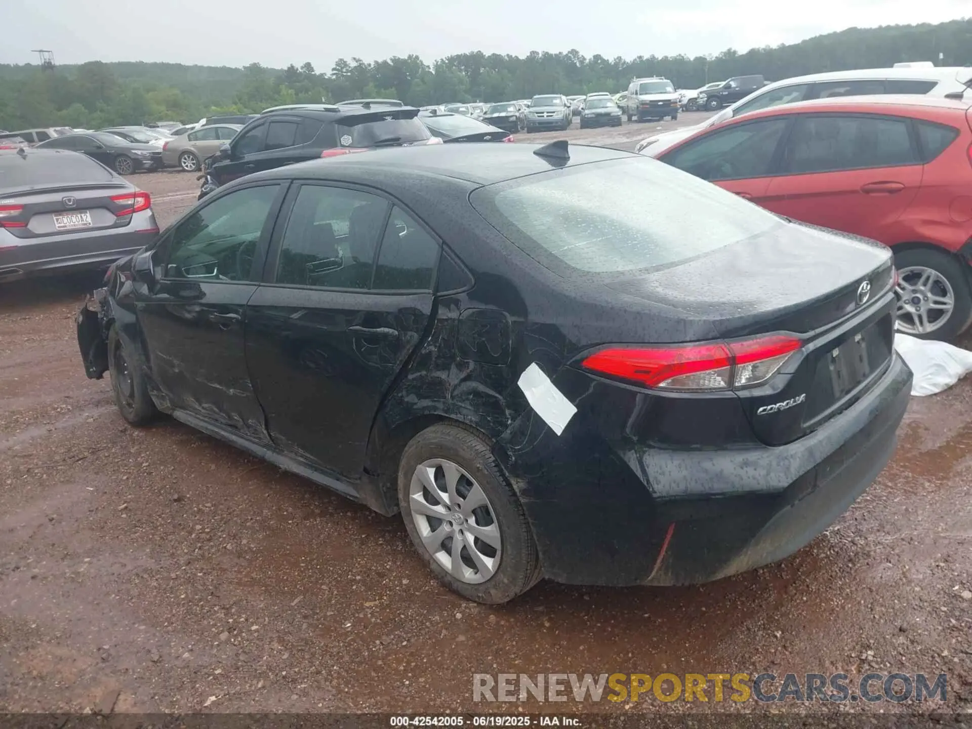 3 Photograph of a damaged car 5YFB4MDE6RP100648 TOYOTA COROLLA 2024