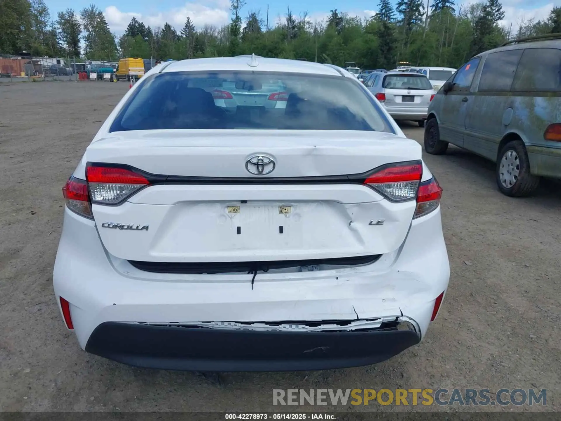 16 Photograph of a damaged car 5YFB4MDE6RP176581 TOYOTA COROLLA 2024