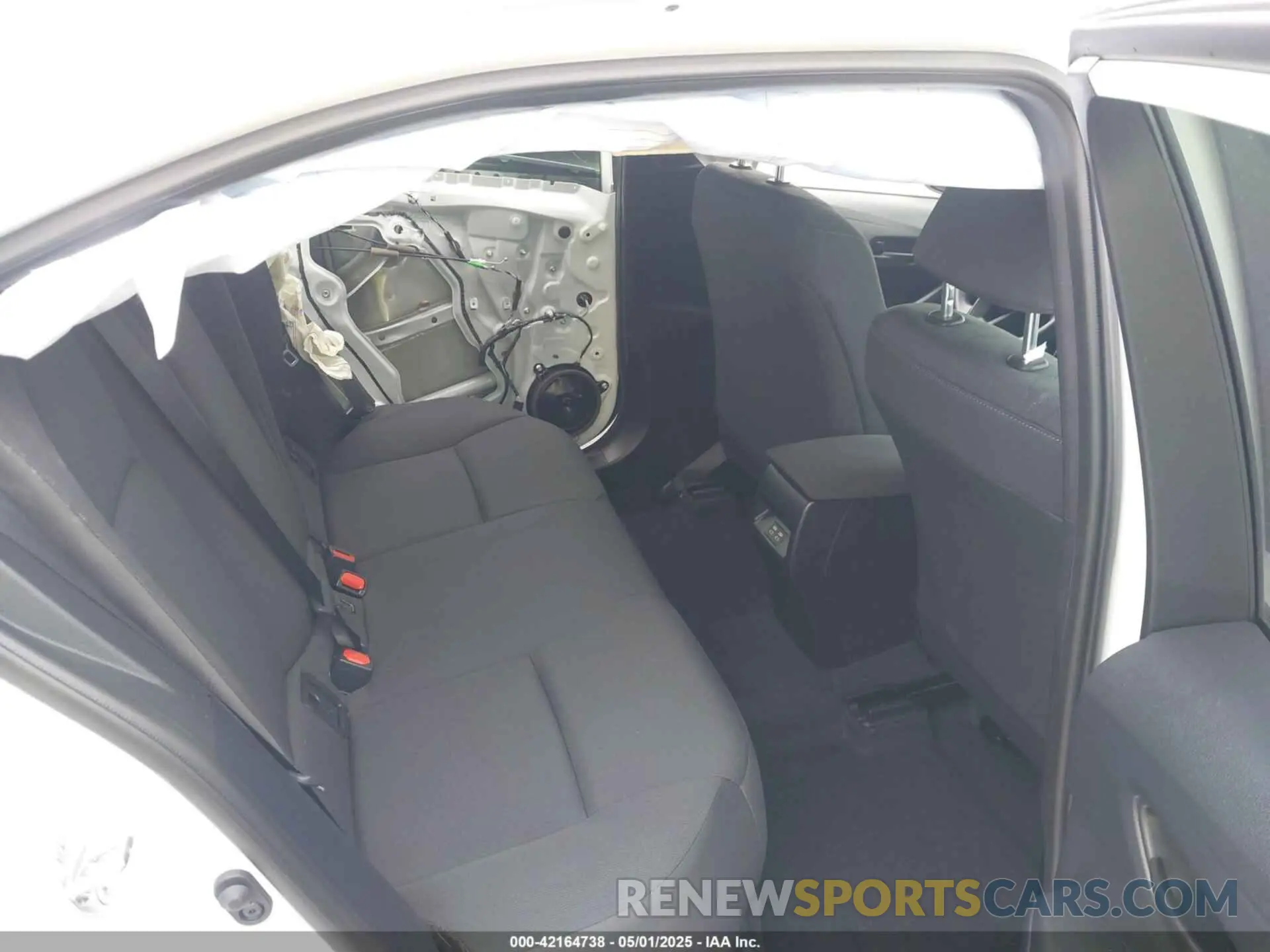8 Photograph of a damaged car 5YFB4MDE6RP183952 TOYOTA COROLLA 2024