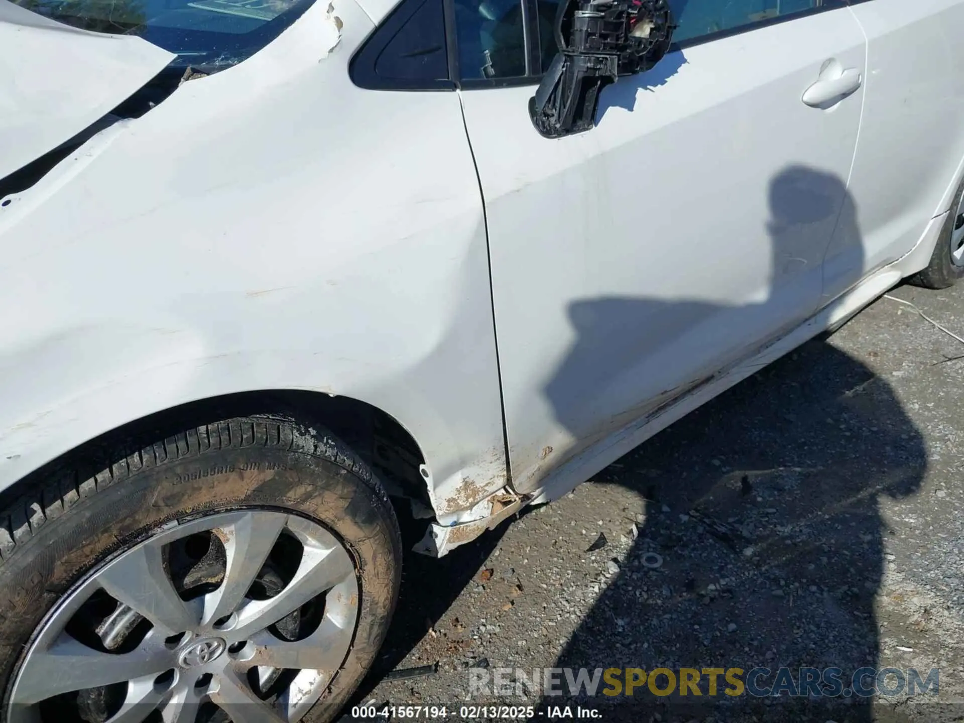 17 Фотография поврежденного автомобиля 5YFB4MDE7RP204405 TOYOTA COROLLA 2024