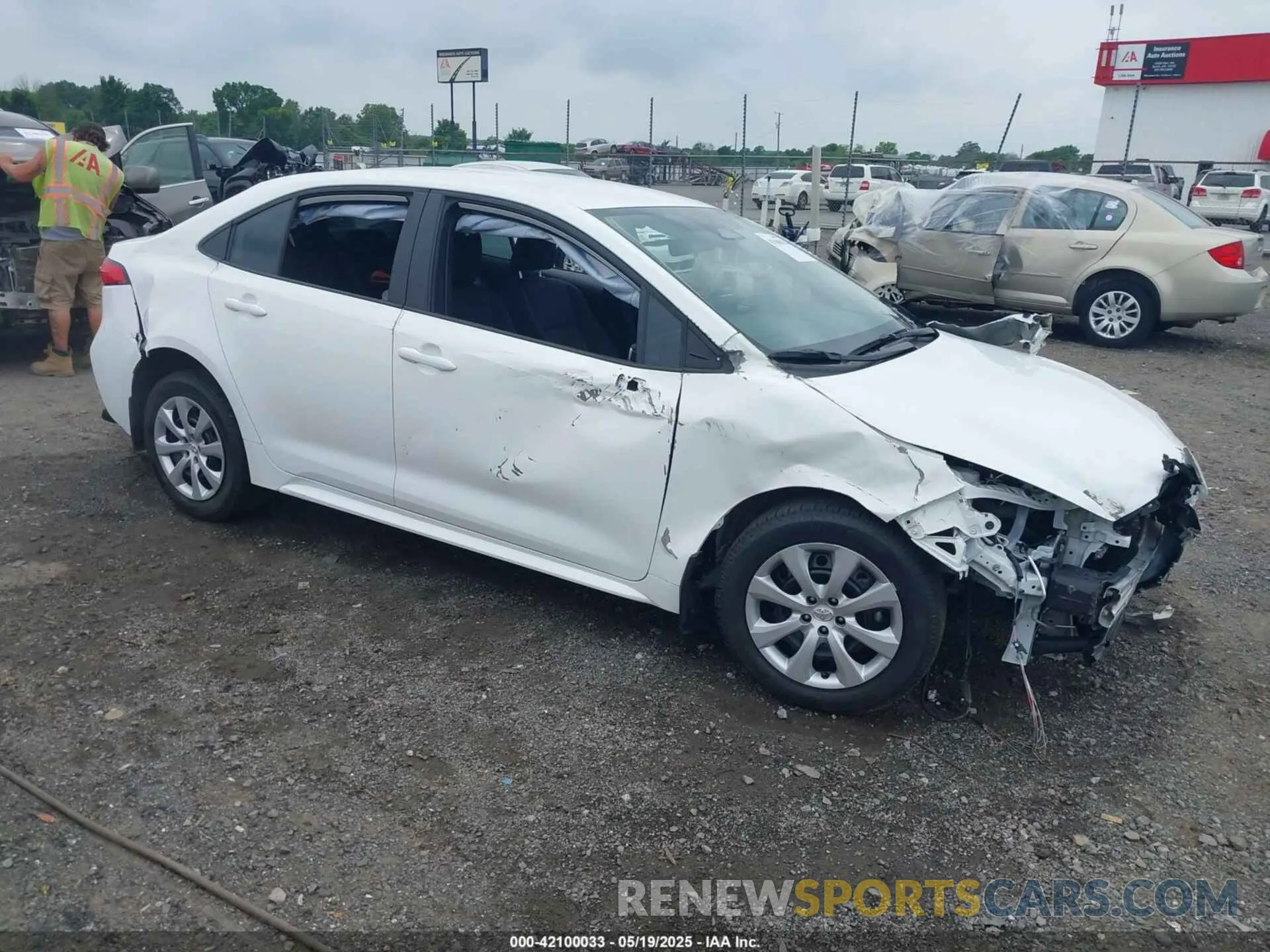 1 Photograph of a damaged car 5YFB4MDE7RP222337 TOYOTA COROLLA 2024