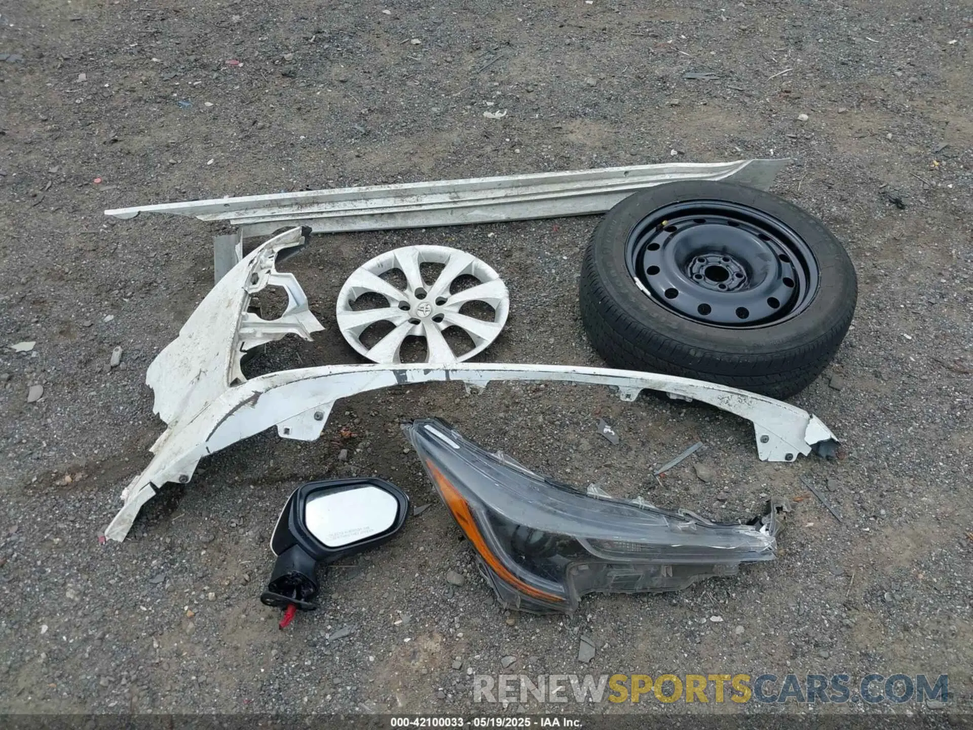 12 Photograph of a damaged car 5YFB4MDE7RP222337 TOYOTA COROLLA 2024