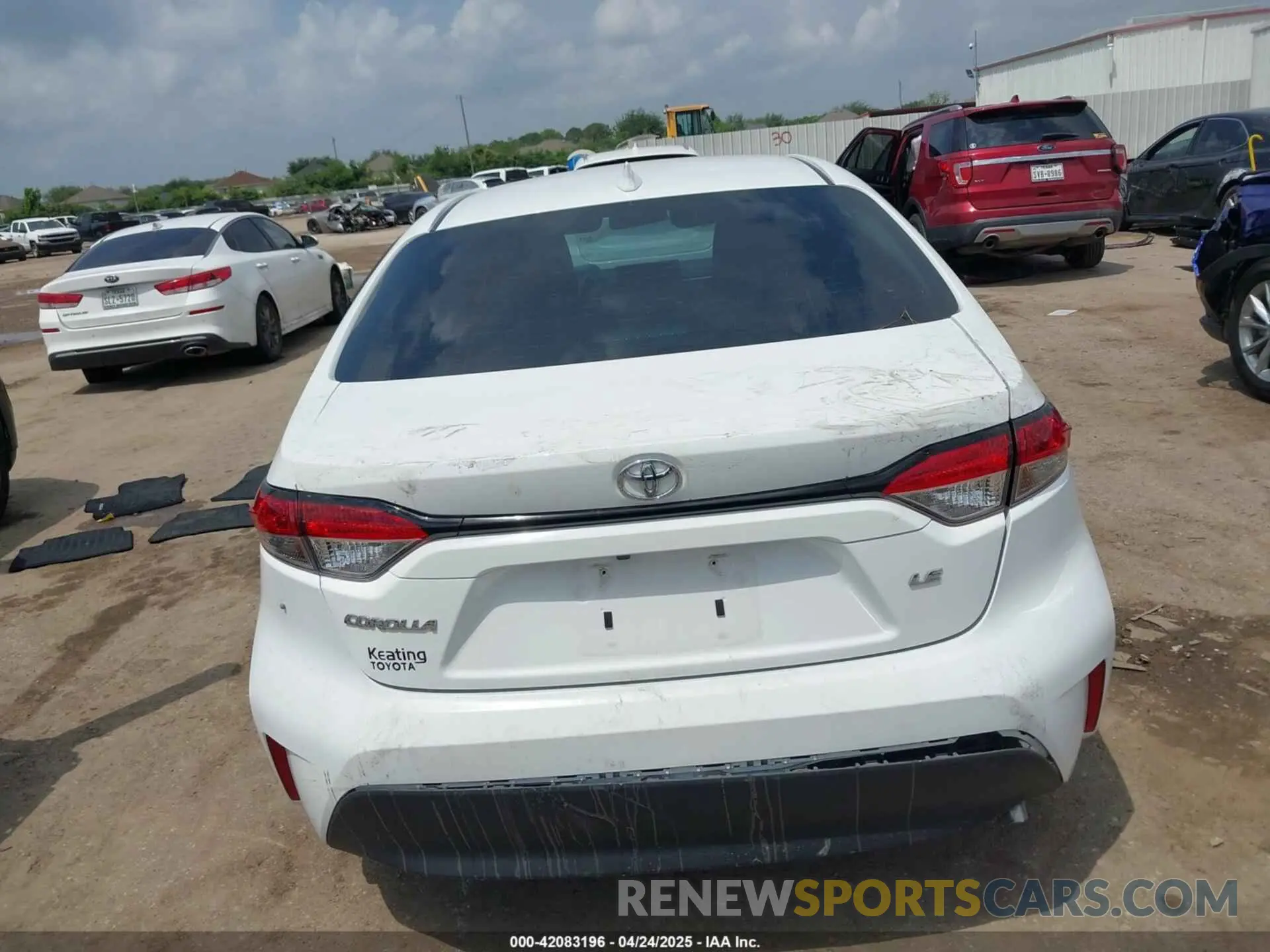 16 Photograph of a damaged car 5YFB4MDE8RP128628 TOYOTA COROLLA 2024