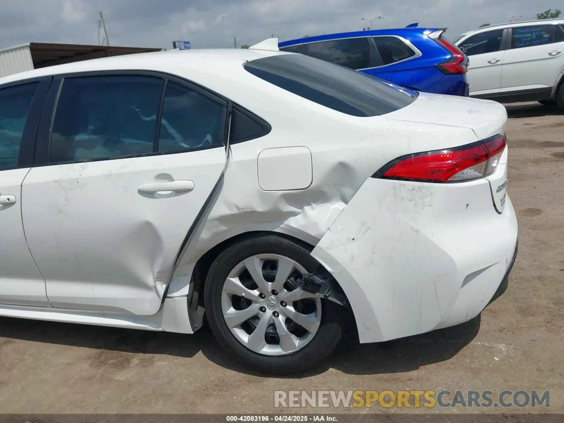 6 Photograph of a damaged car 5YFB4MDE8RP128628 TOYOTA COROLLA 2024