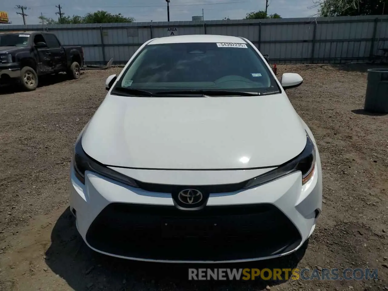 5 Photograph of a damaged car 5YFB4MDE8RP136003 TOYOTA COROLLA 2024