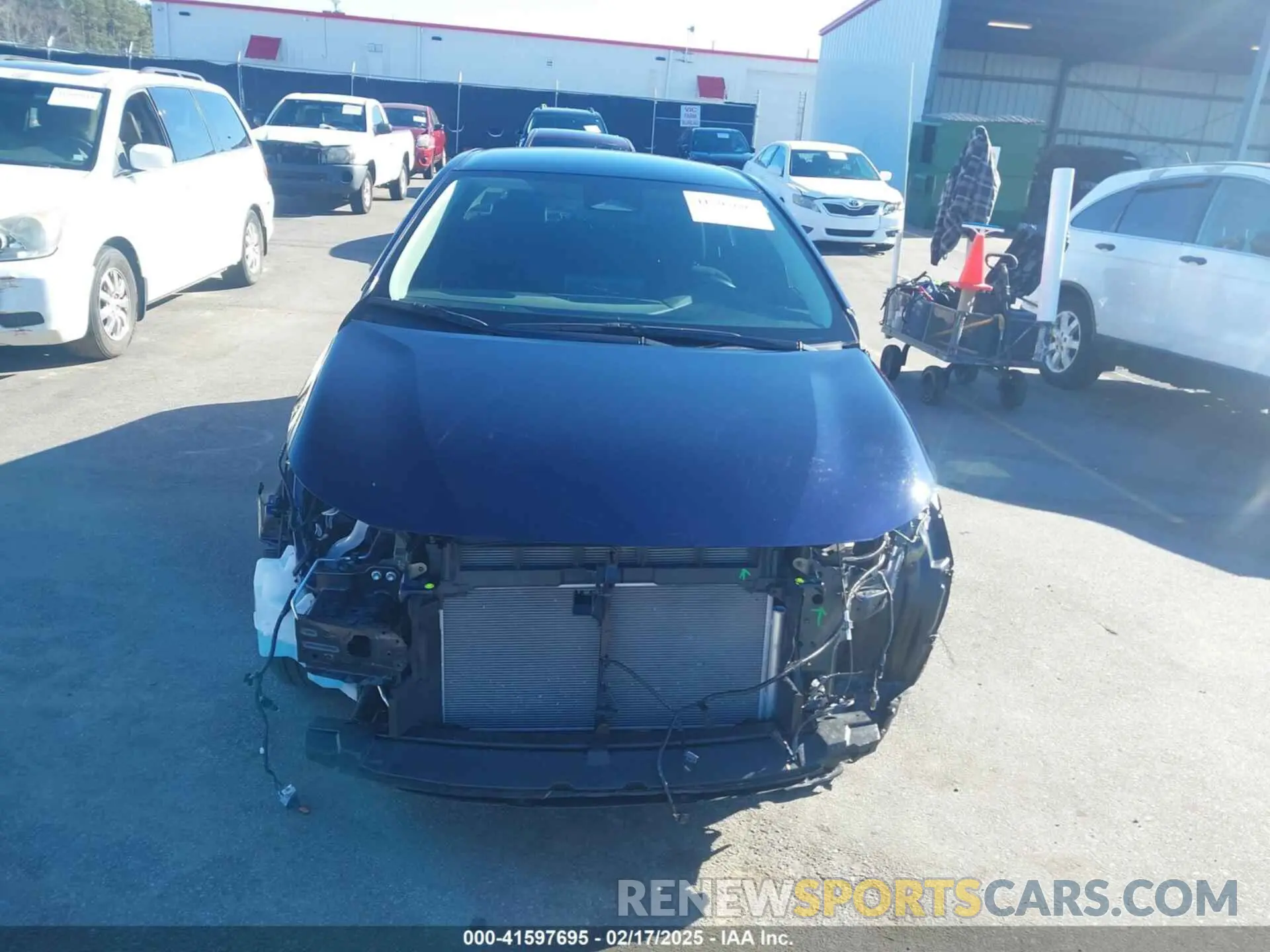 13 Фотография поврежденного автомобиля 5YFB4MDE8RP136583 TOYOTA COROLLA 2024