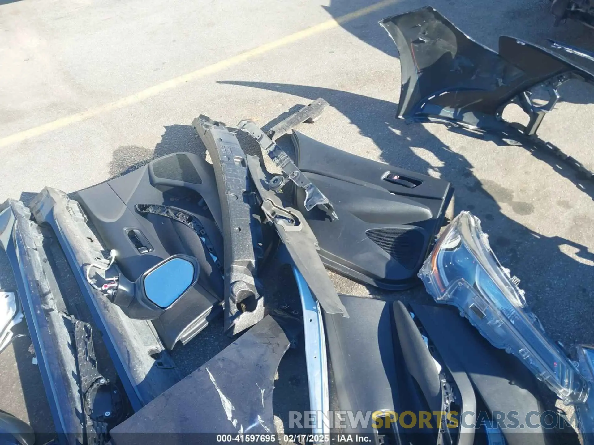 19 Фотография поврежденного автомобиля 5YFB4MDE8RP136583 TOYOTA COROLLA 2024