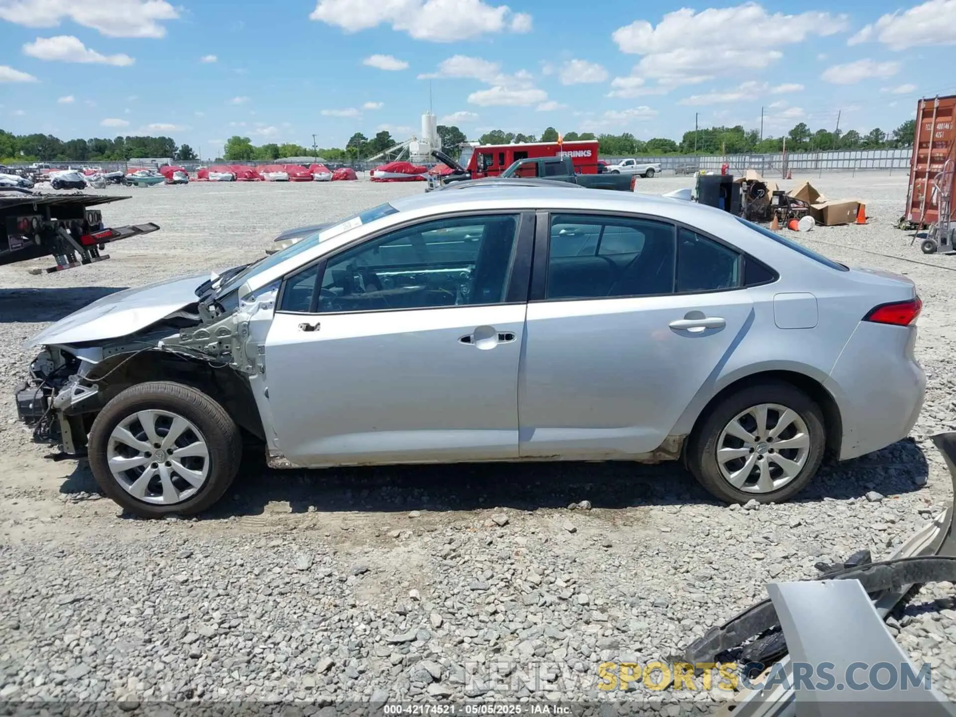 14 Photograph of a damaged car 5YFB4MDE8RP156333 TOYOTA COROLLA 2024