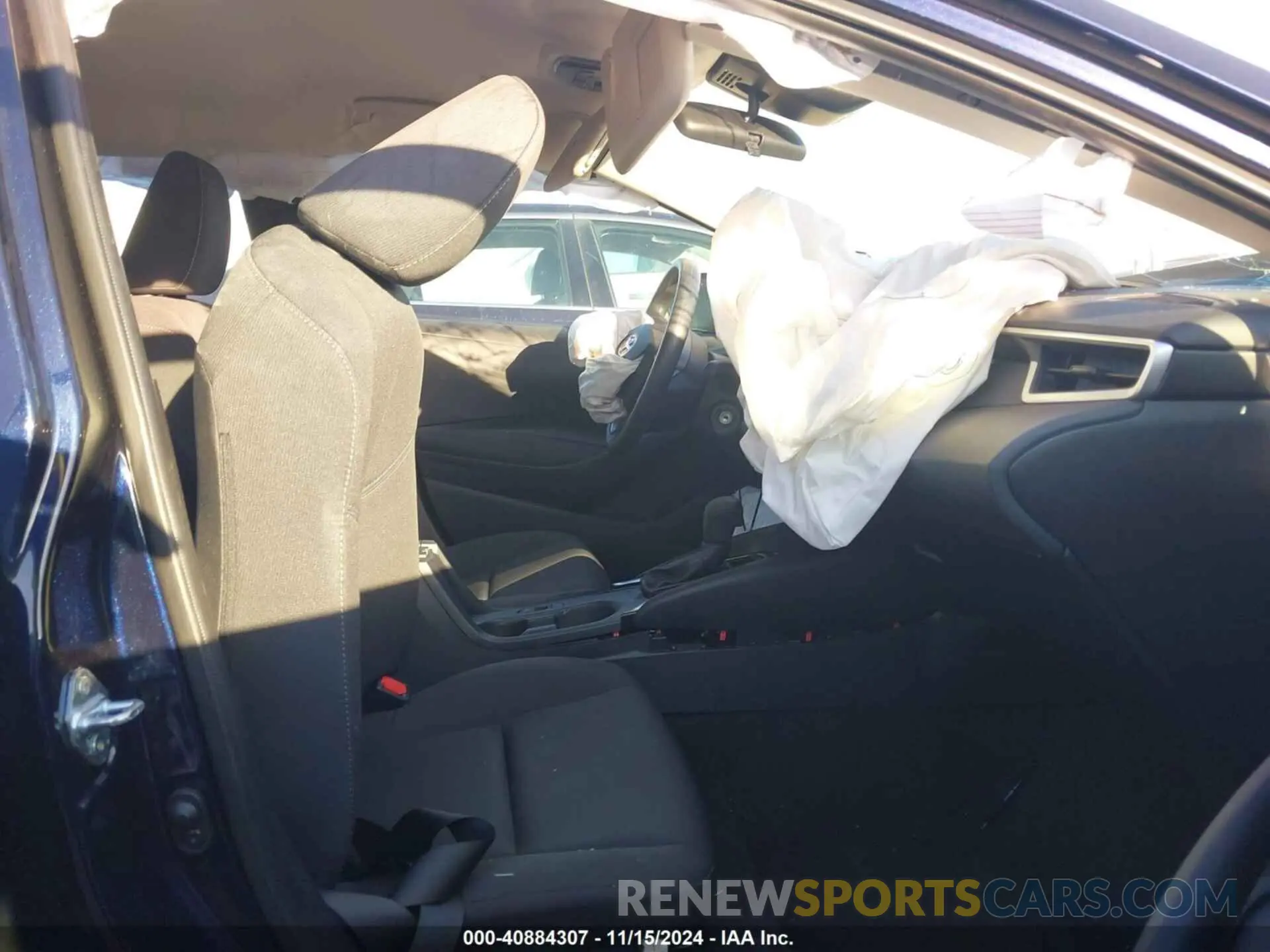 5 Photograph of a damaged car 5YFB4MDE8RP167770 TOYOTA COROLLA 2024