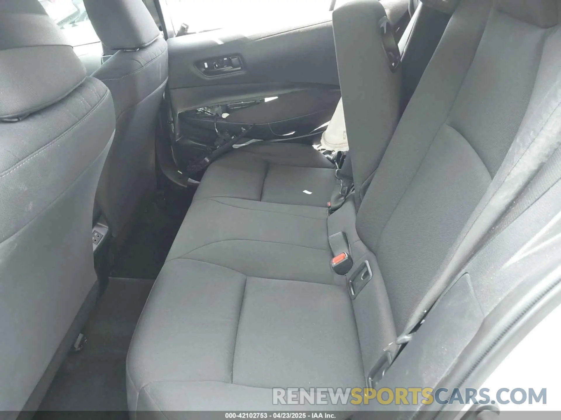 8 Фотография поврежденного автомобиля 5YFB4MDE8RP170720 TOYOTA COROLLA 2024