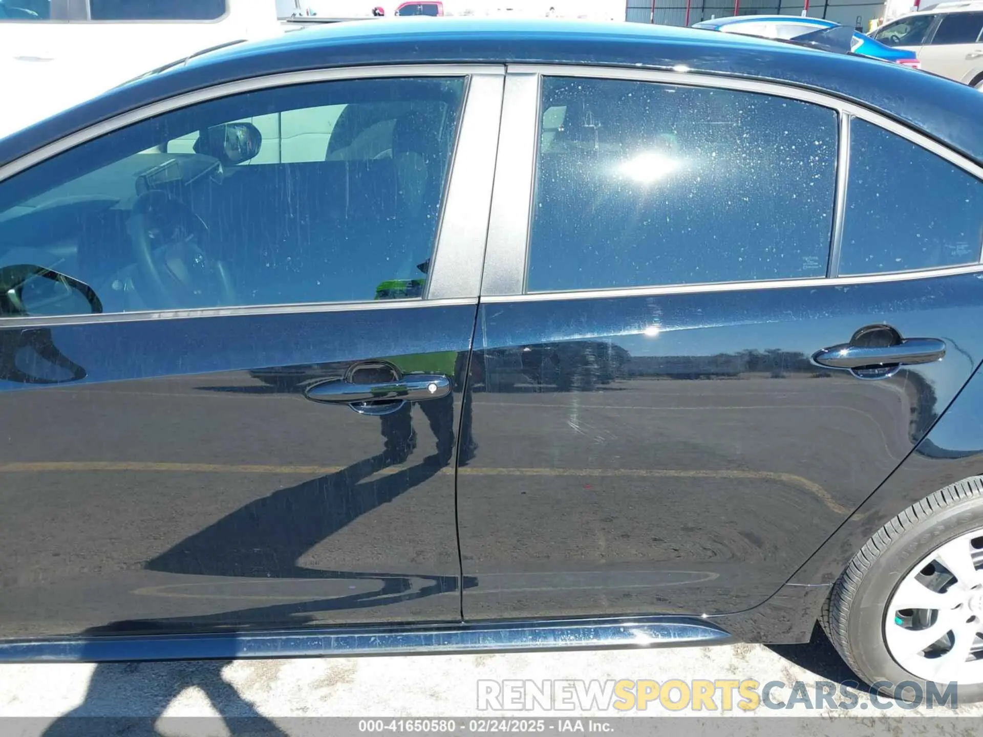 15 Photograph of a damaged car 5YFB4MDE8RP194872 TOYOTA COROLLA 2024