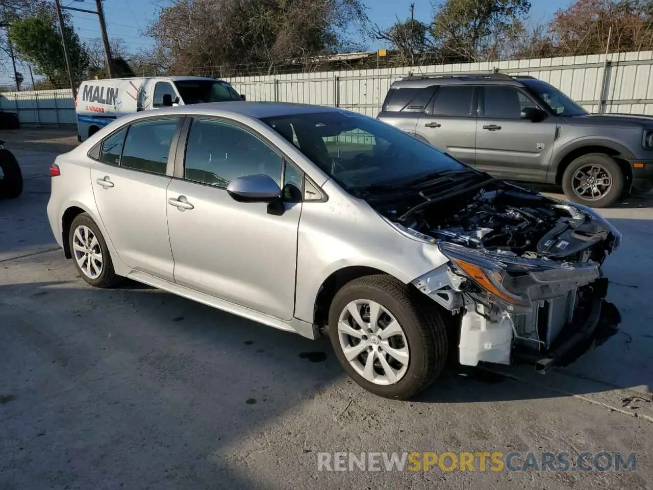 4 Photograph of a damaged car 5YFB4MDE8RP197819 TOYOTA COROLLA 2024