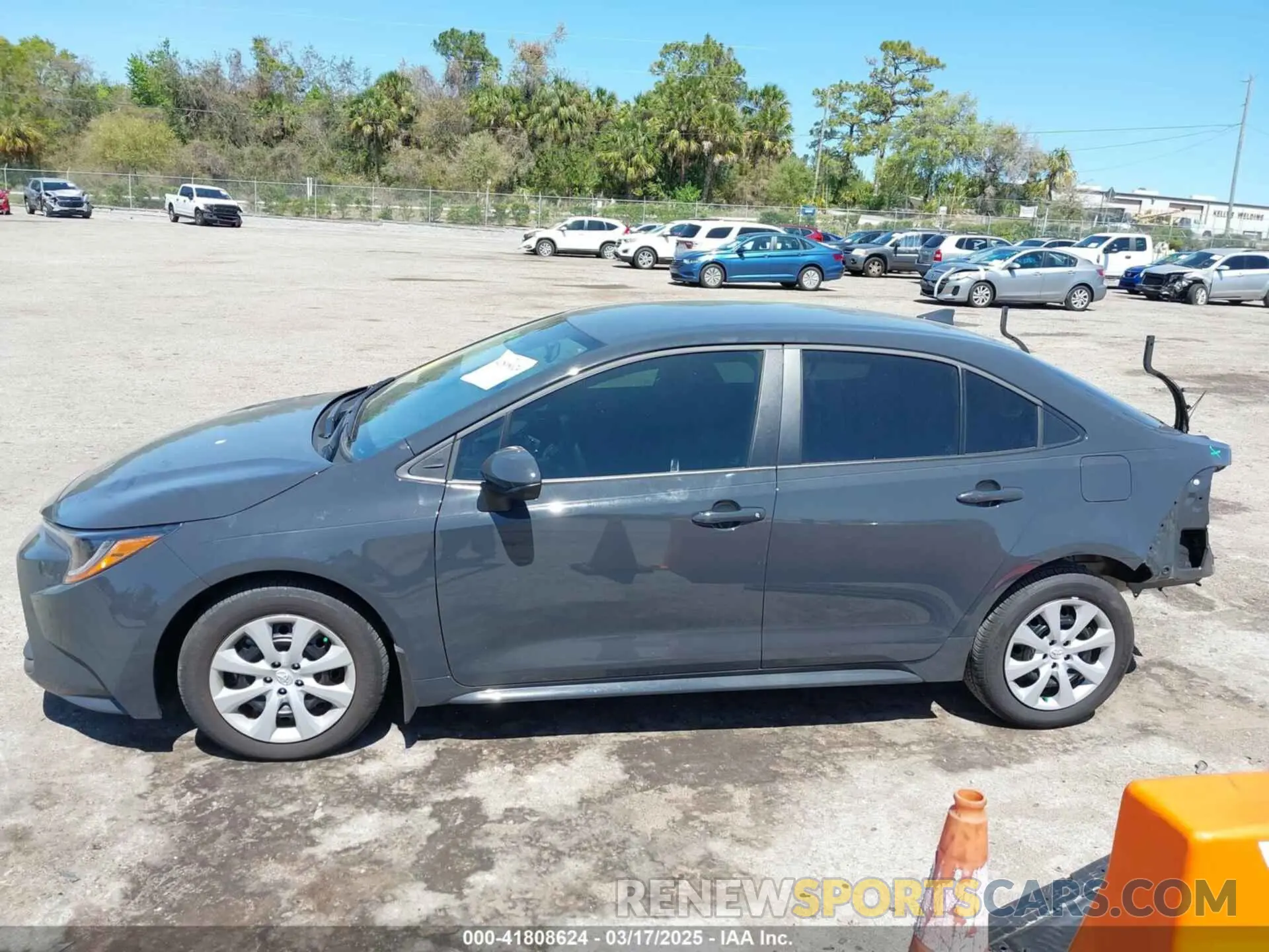 14 Photograph of a damaged car 5YFB4MDE8RP210942 TOYOTA COROLLA 2024