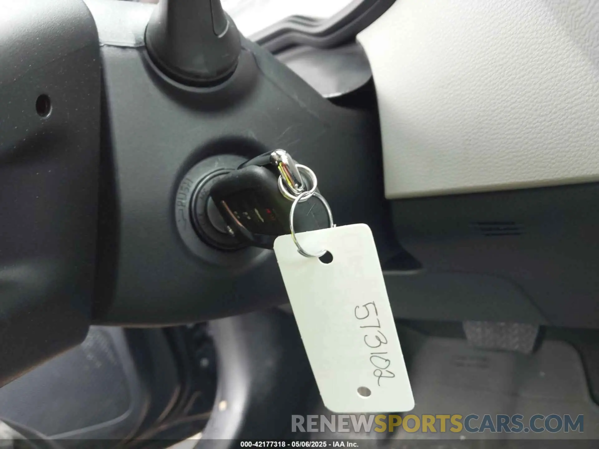 11 Photograph of a damaged car 5YFB4MDE8RP224906 TOYOTA COROLLA 2024