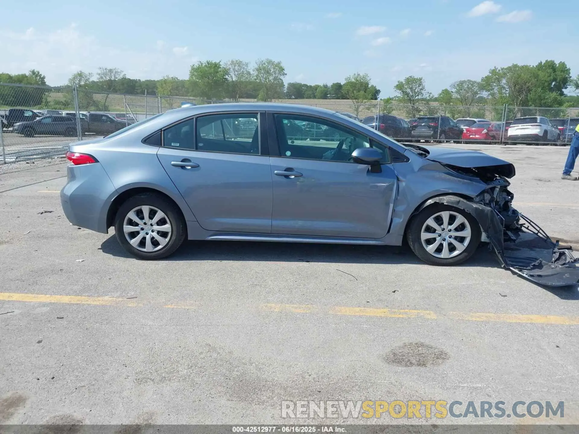 14 Photograph of a damaged car 5YFB4MDE9RP147432 TOYOTA COROLLA 2024